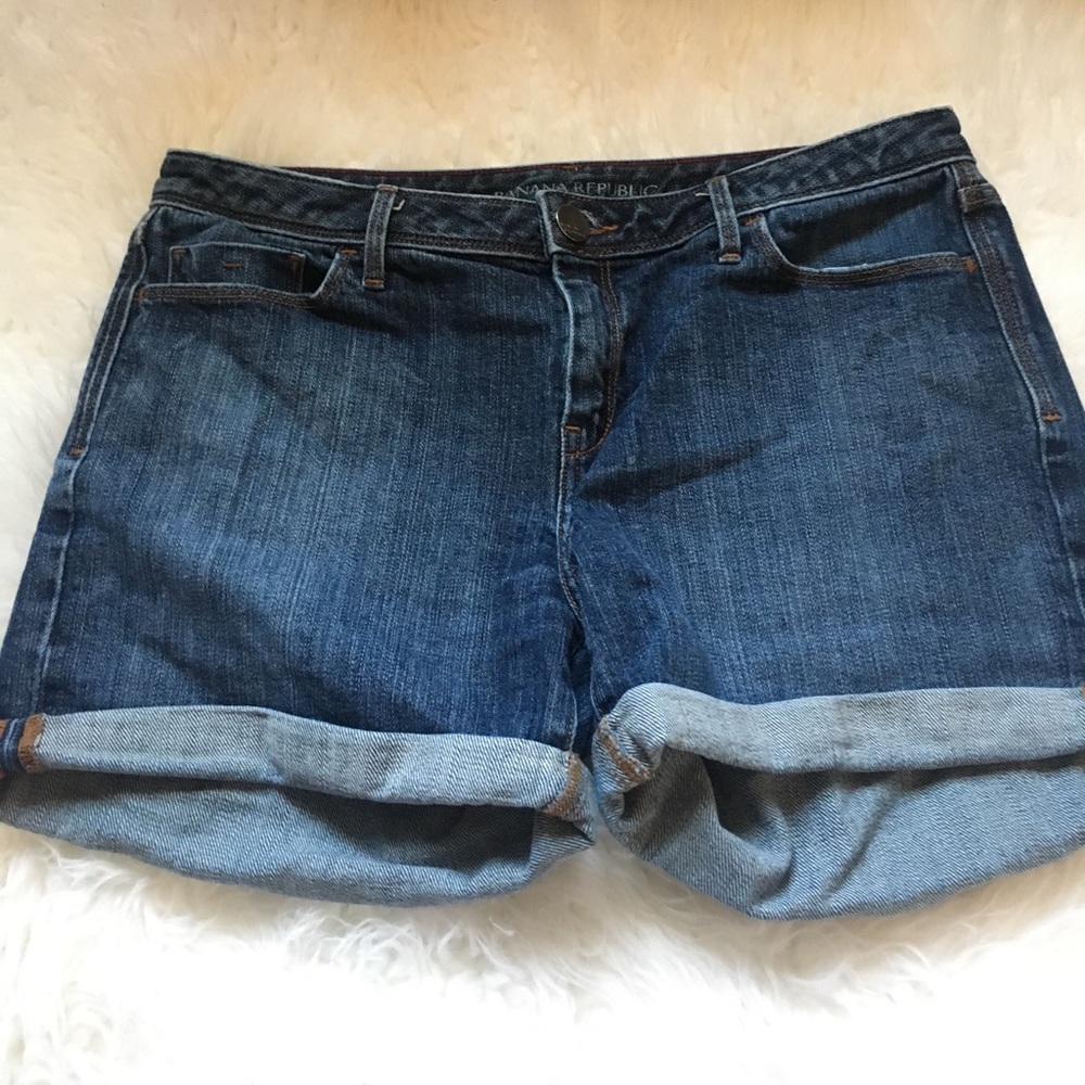 Banana Republic jean shorts- 29